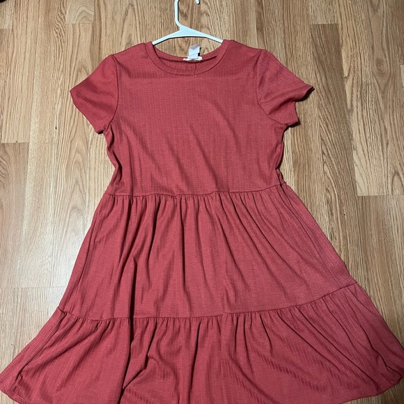 🍁 Cute fall flowy dress! 🍂 - Picture 3 of 4